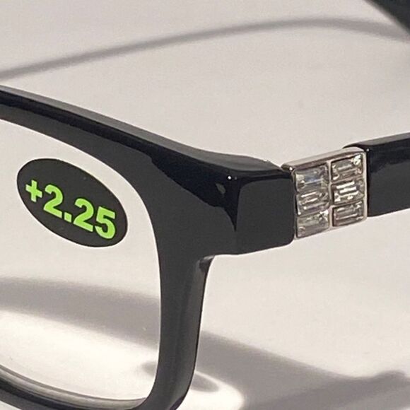 Reading Glasses 2.25 Black Rectangular Frames Readers NWT - Picture 7 of 8